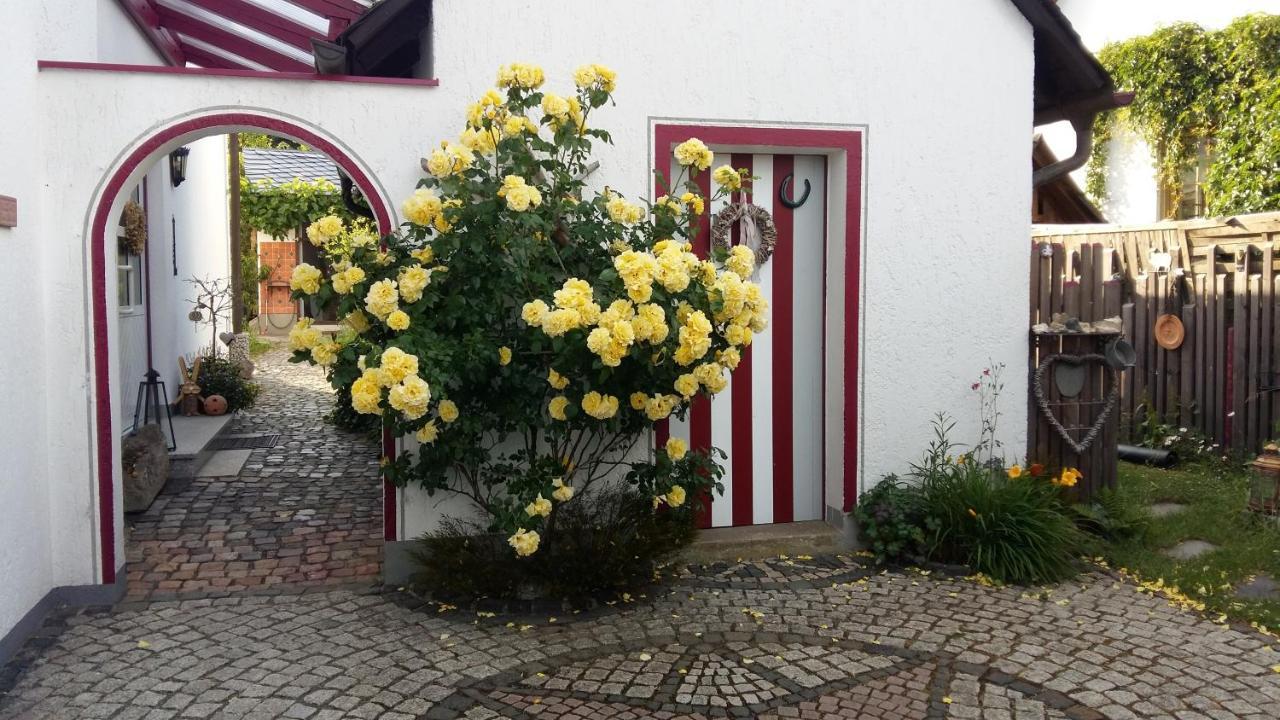 B & B Gaestehaus Schmidt Lichtenberg  Extérieur photo