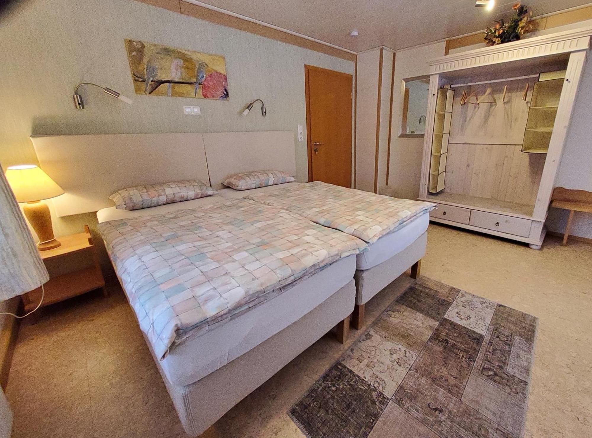 B & B Gaestehaus Schmidt Lichtenberg  Extérieur photo